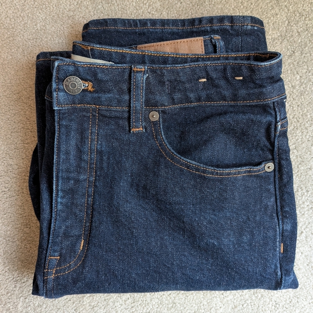 Madewell The Curvy '90s Straight High Rise Jeans in Norman Wash Size 29